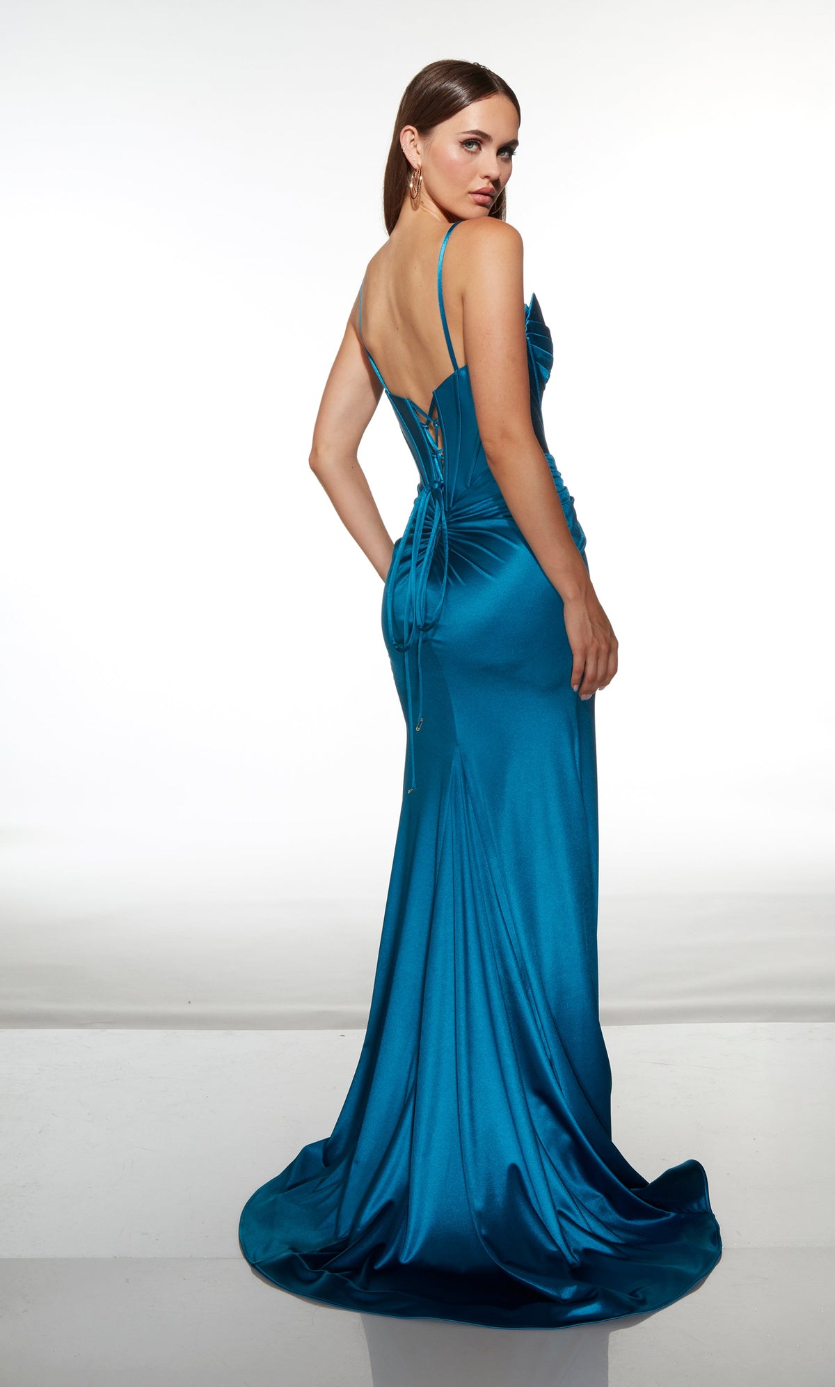 Alyce Paris 62104_PEACOCK_B1