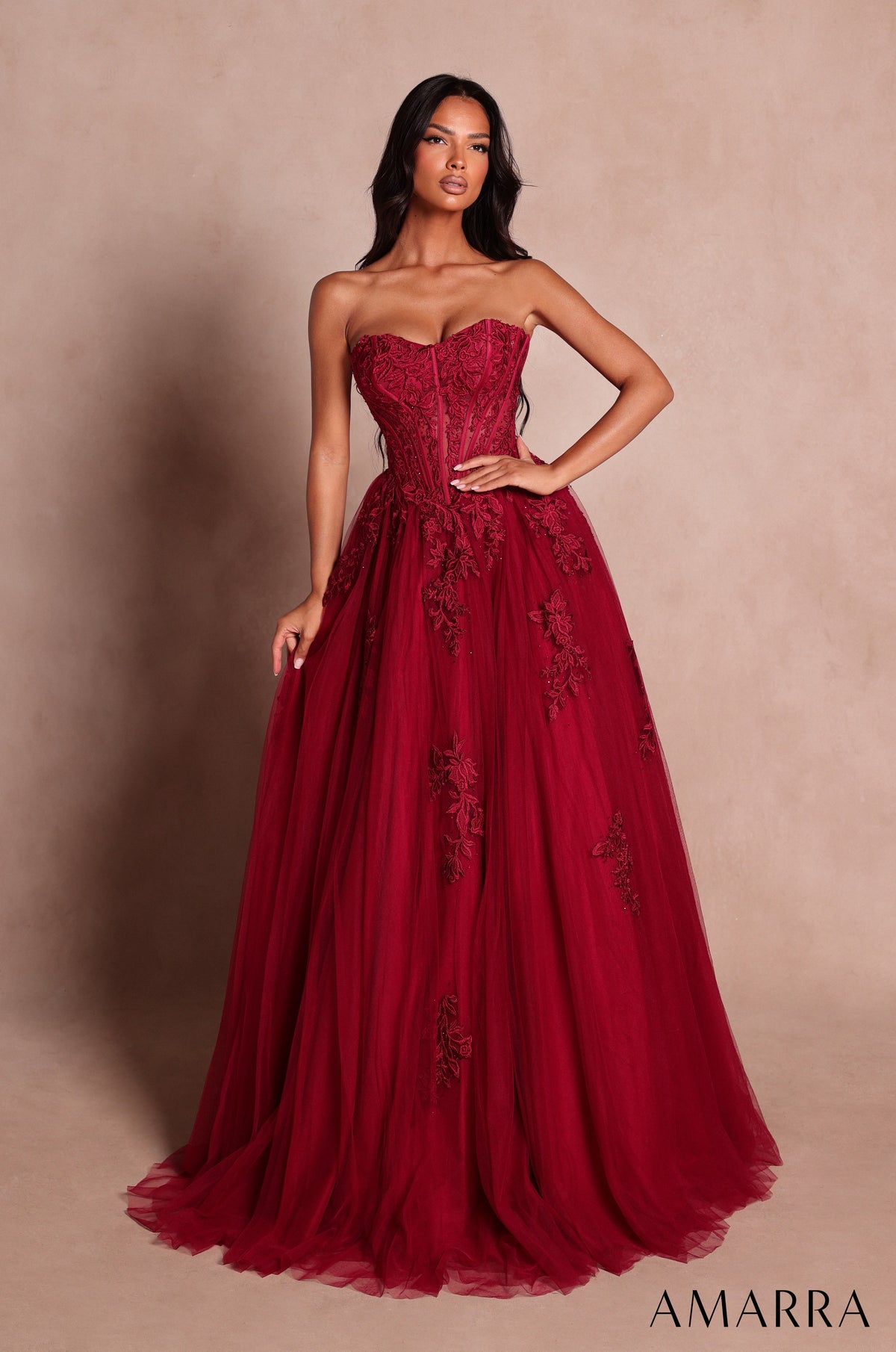 amarra-89626-wine-front