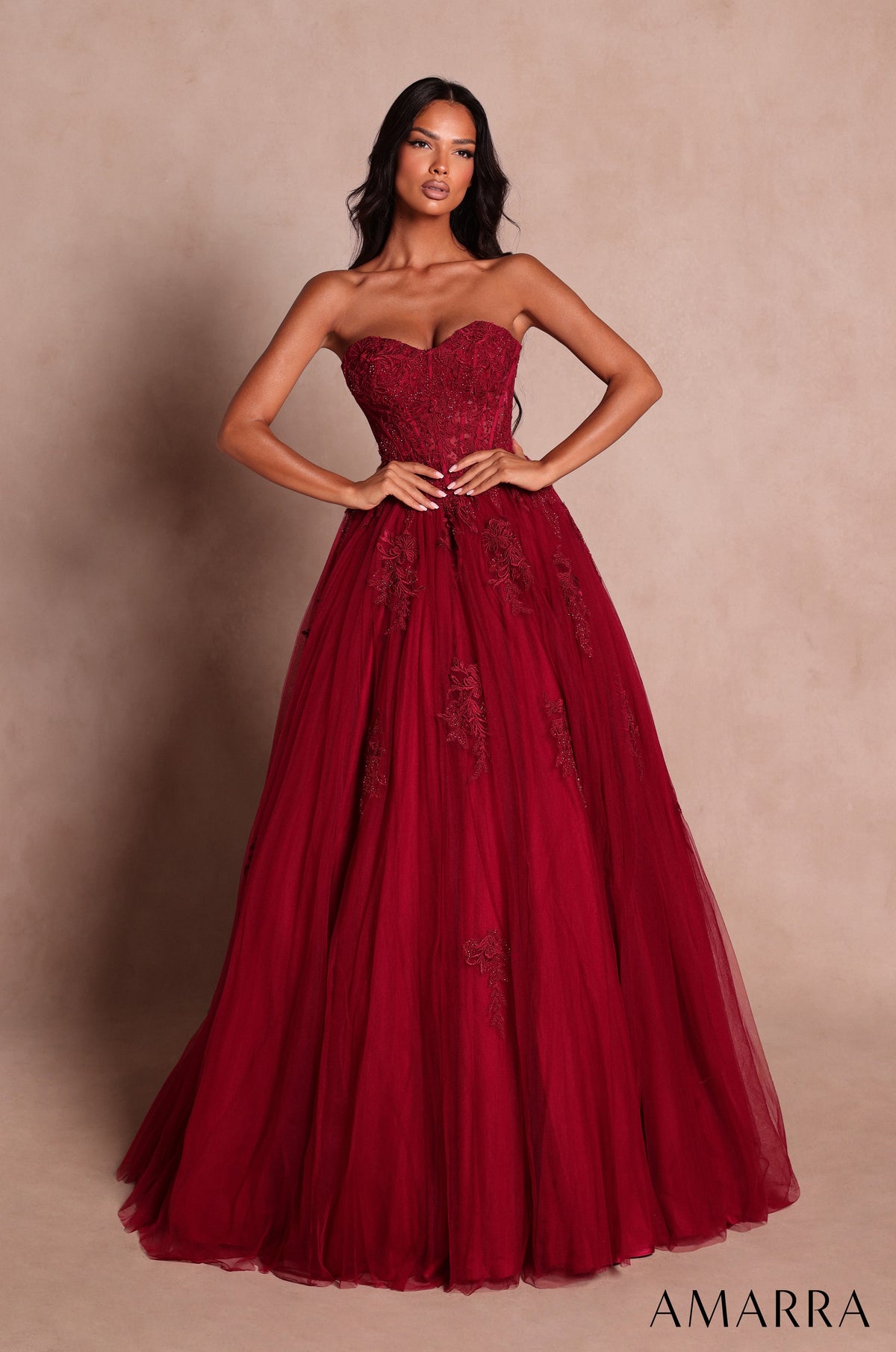 amarra-89627-wine-front