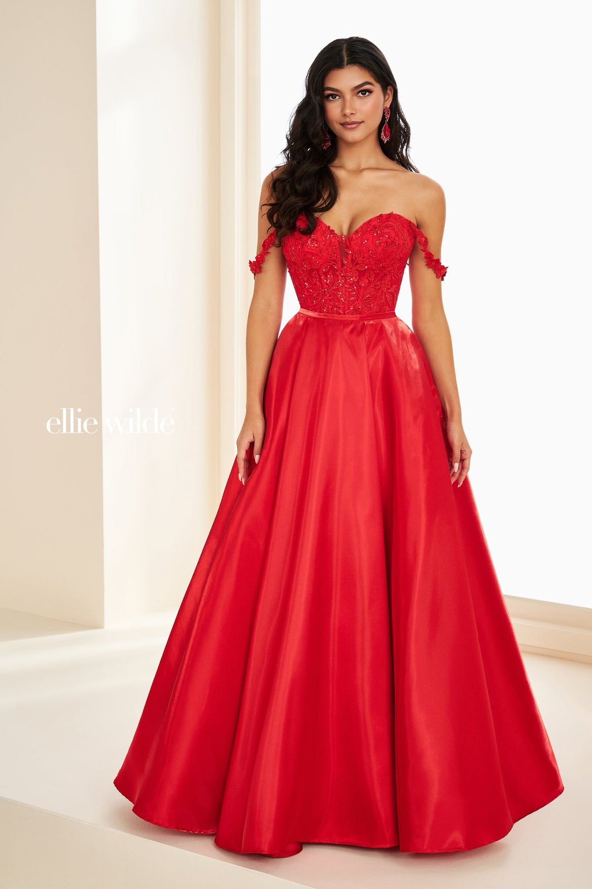 Ellie Wilde EW37202-red-d