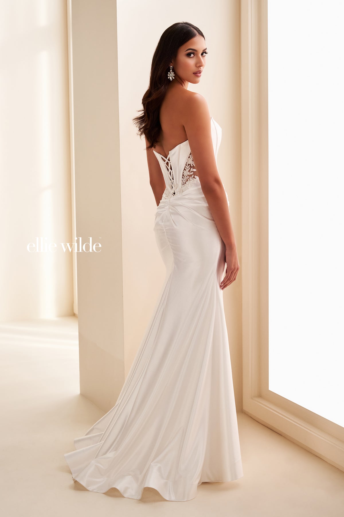 ew37084 diamond white b