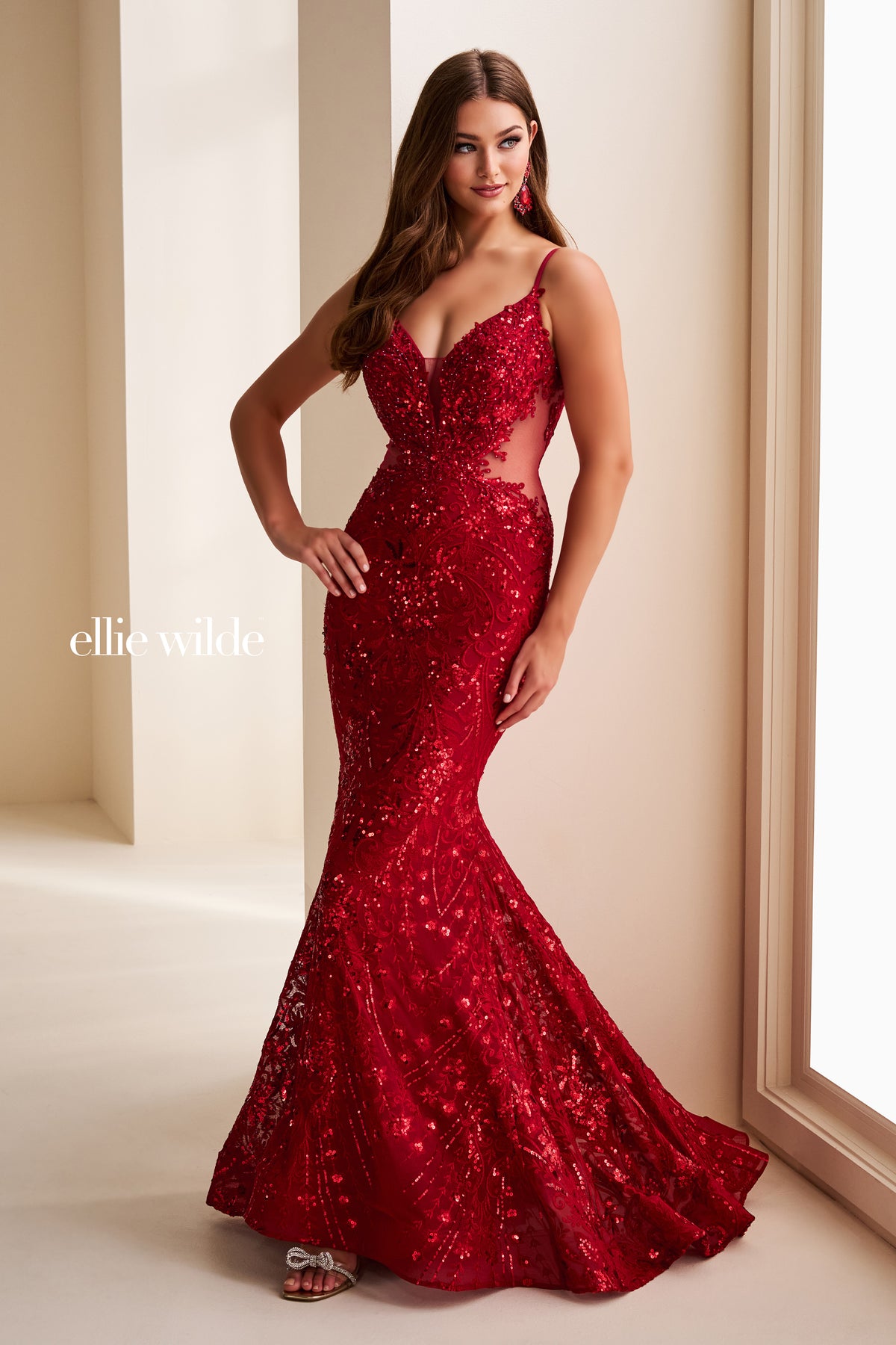 ew37227 red c
