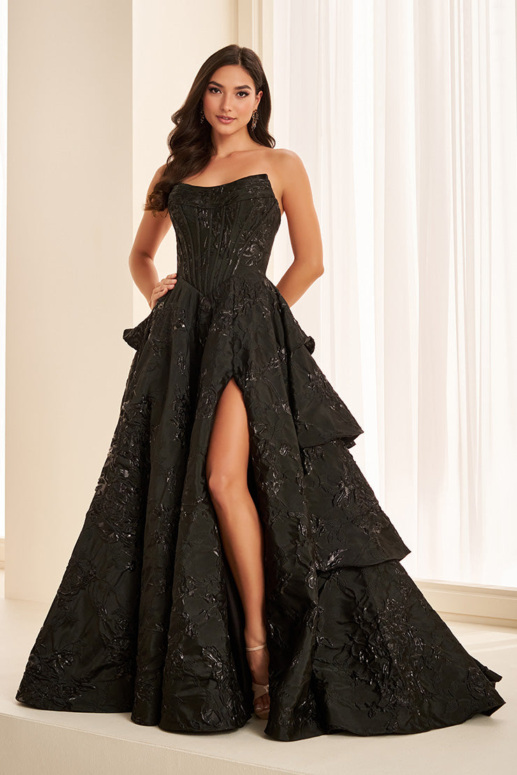 ew38098 black c
