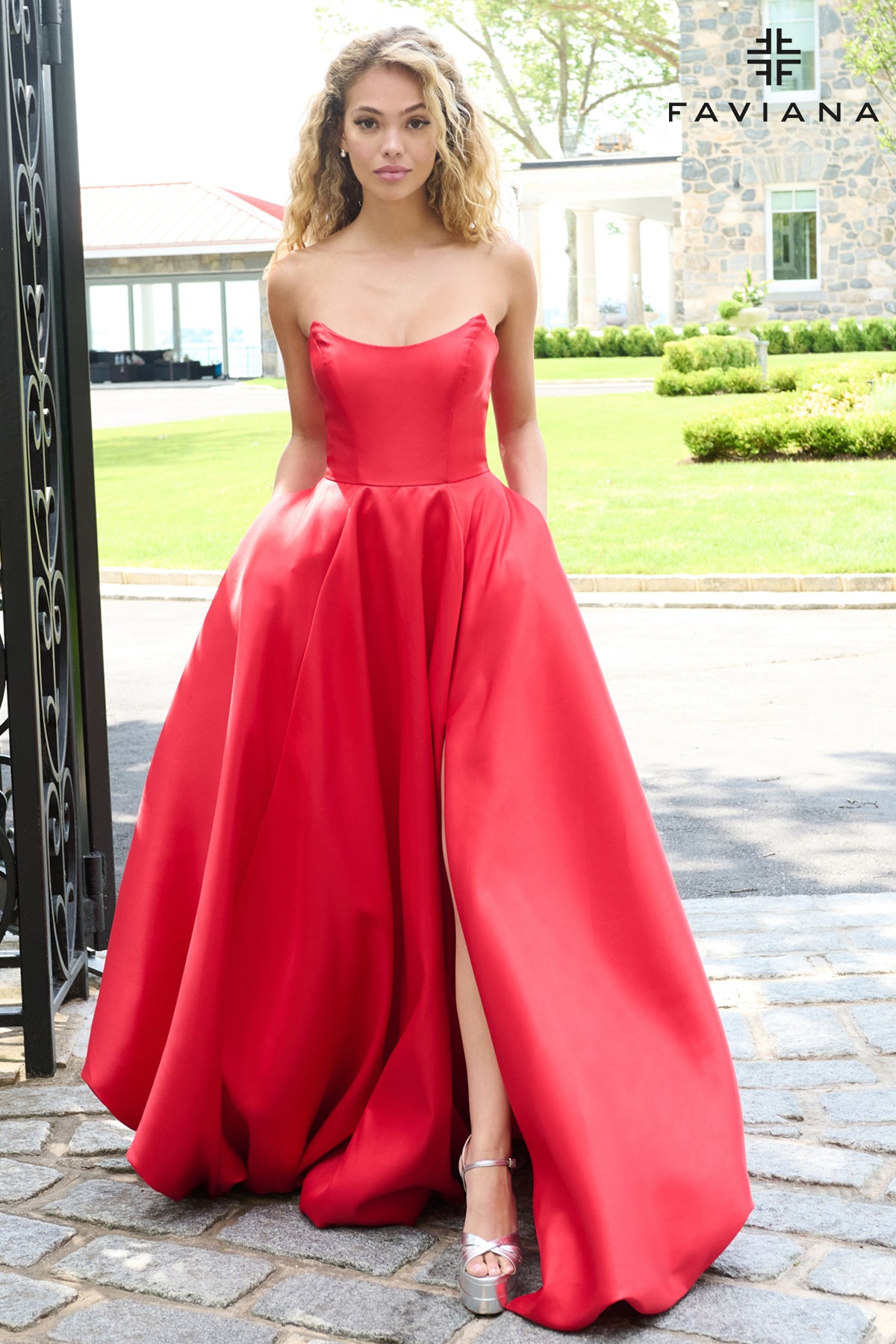 Faviana E11670 designer dress photo