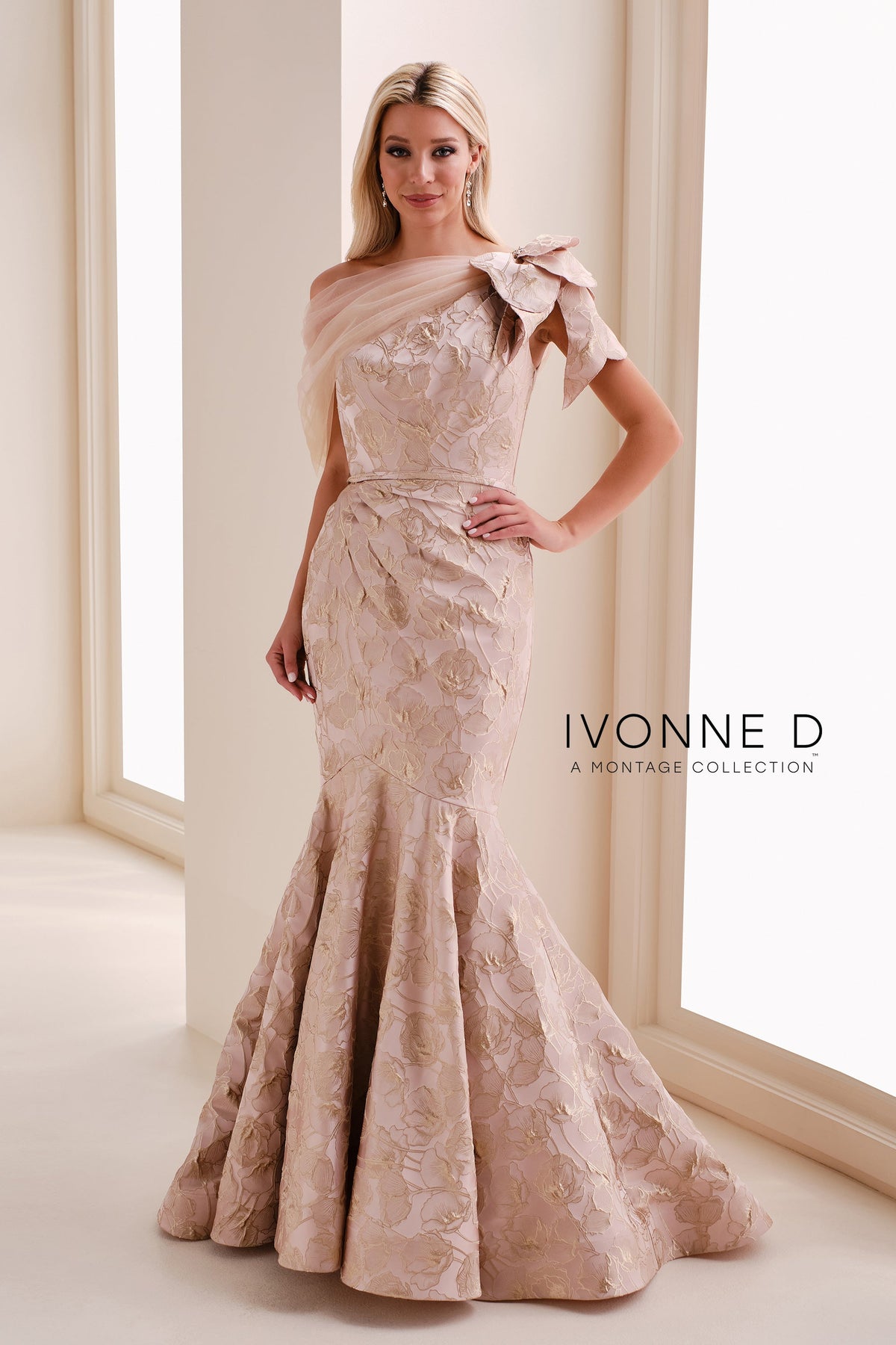 Ivonne D ID1201 rose-gold-d