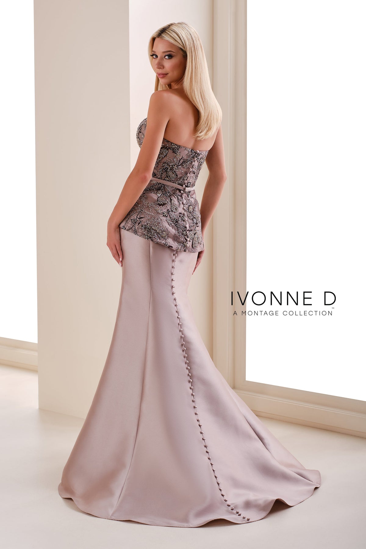 Ivonne D ID1207 taupe-b