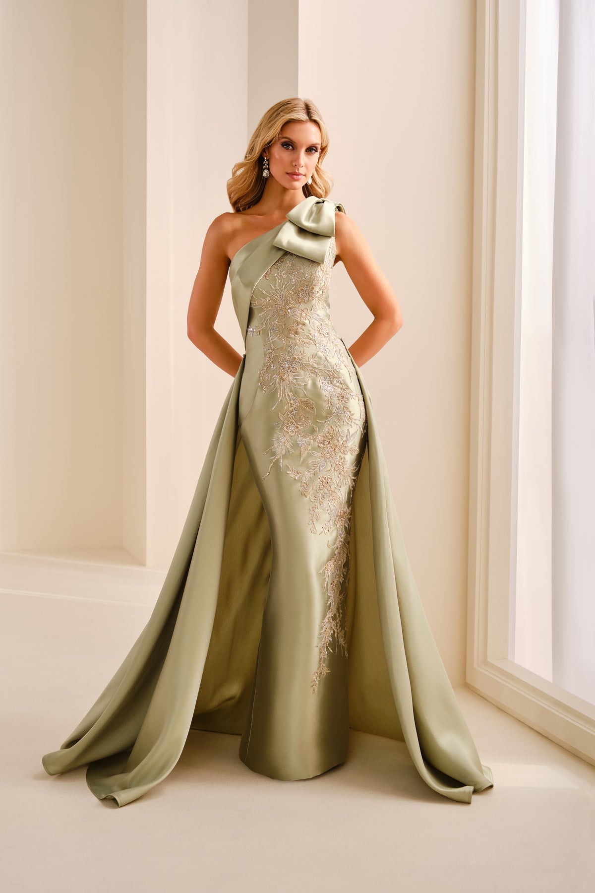 ivonne-d-ID2207_applegreen_1176