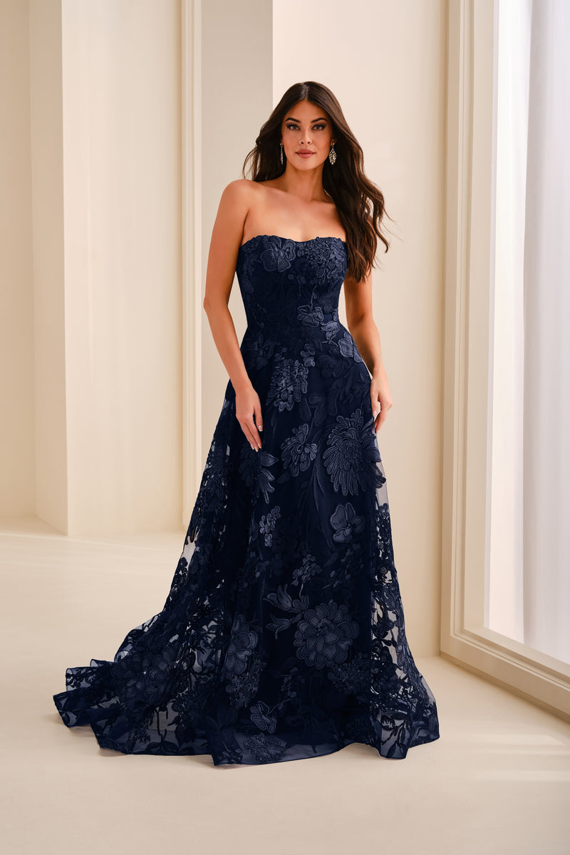 ivonne-d-ID2211_navy_1415