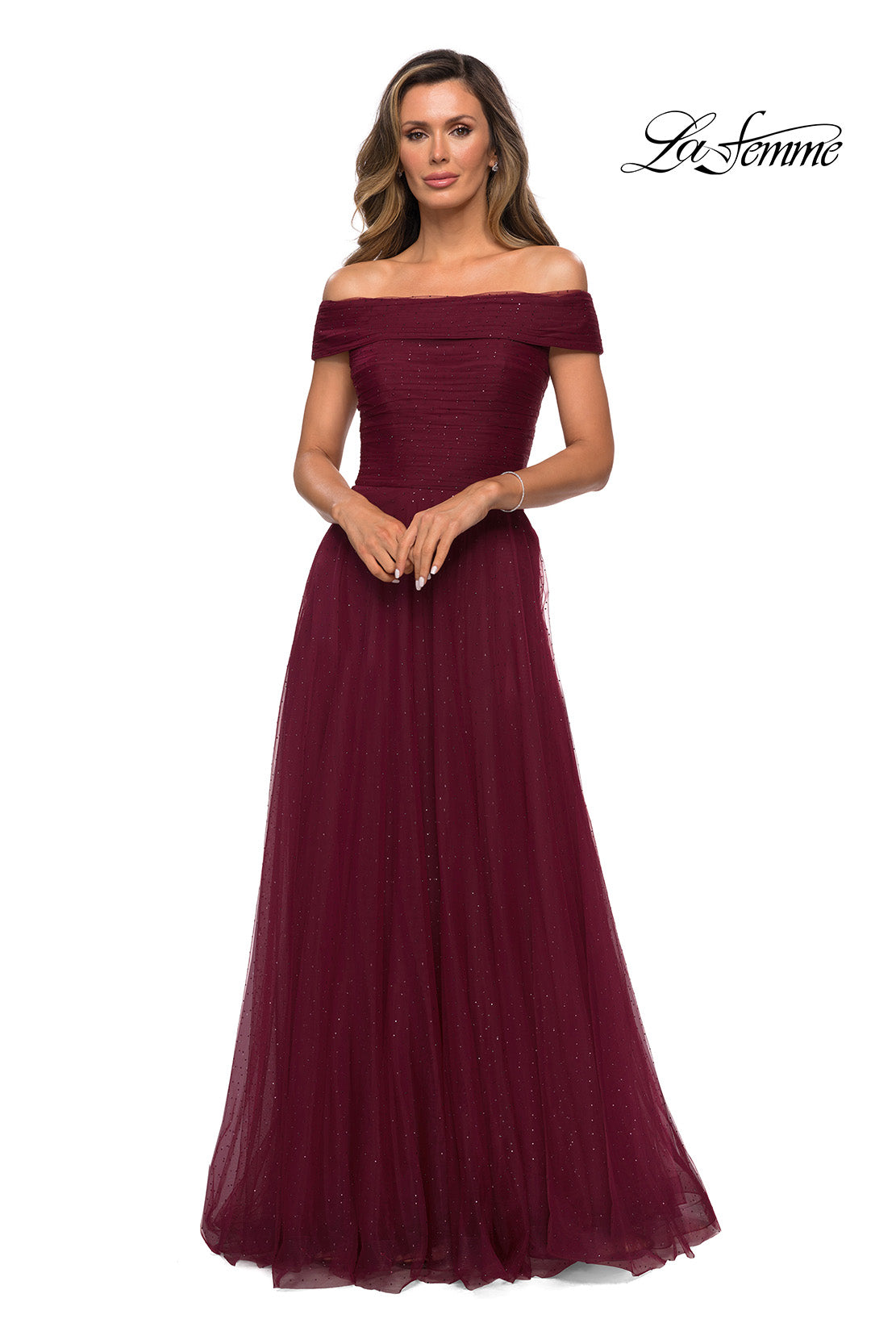 La Femme 28051 in Burgundy, front view