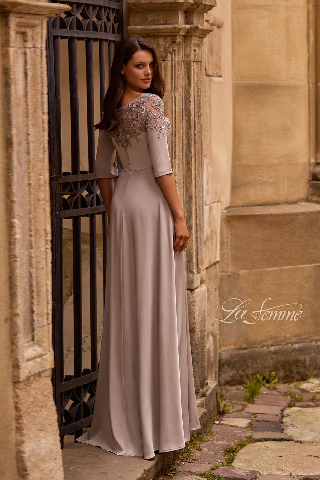 La Femme 29227 in Silver, back view, editorial photo
