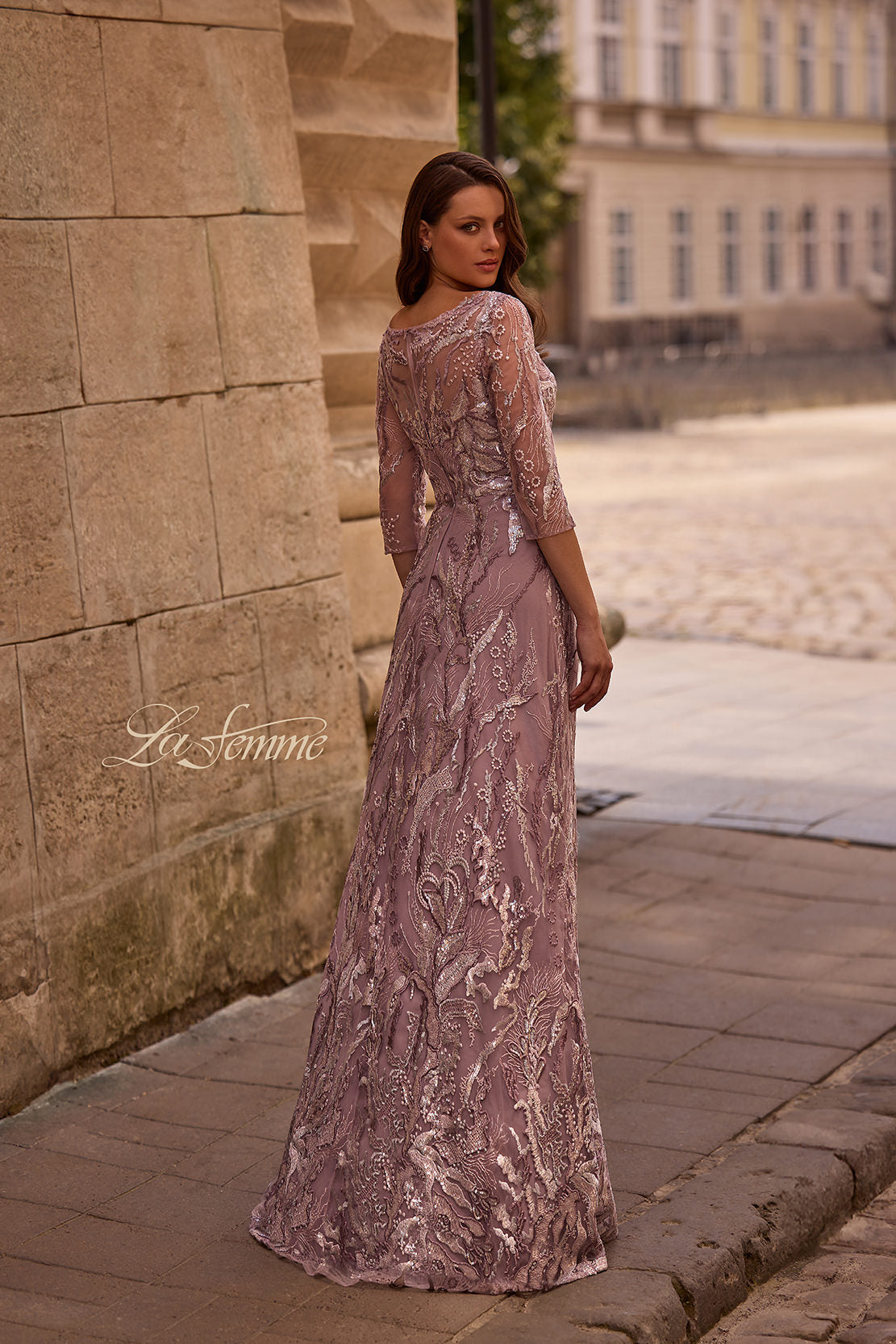 La Femme 29233 in Mauve, back view, editorial photo