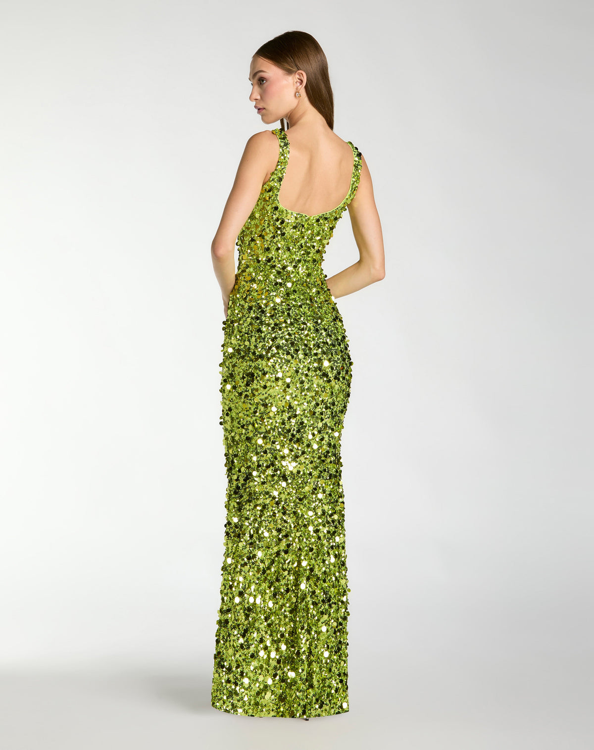 Ieena for Mac Duggal - Green Sleeveless Paillette Sequin Column Gown - Apple Green / US 4 Ieena for Mac Duggal - Green Sleeveless Paillette Sequin Column Gown - Apple Green / US 4