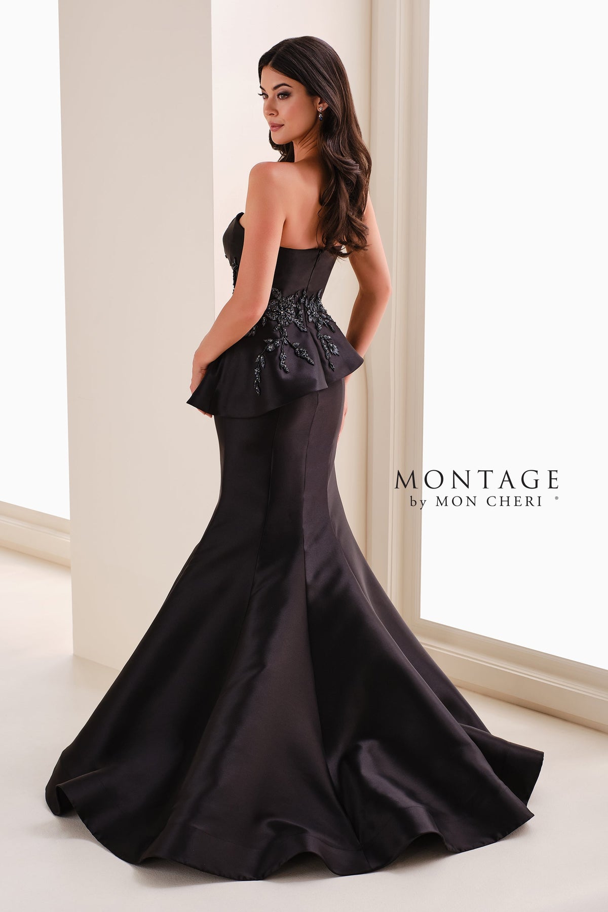 Montage M4208MKD-black-b