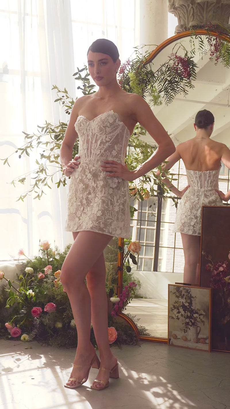 Andrea & Leo Couture WL084