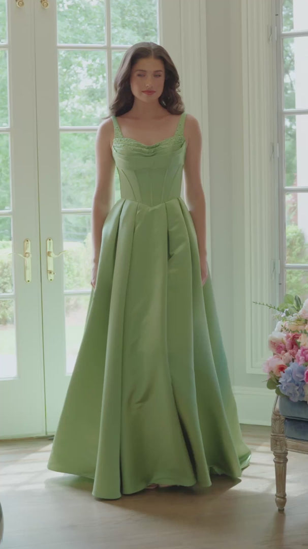 Colors Dress 4001 | Designer product video