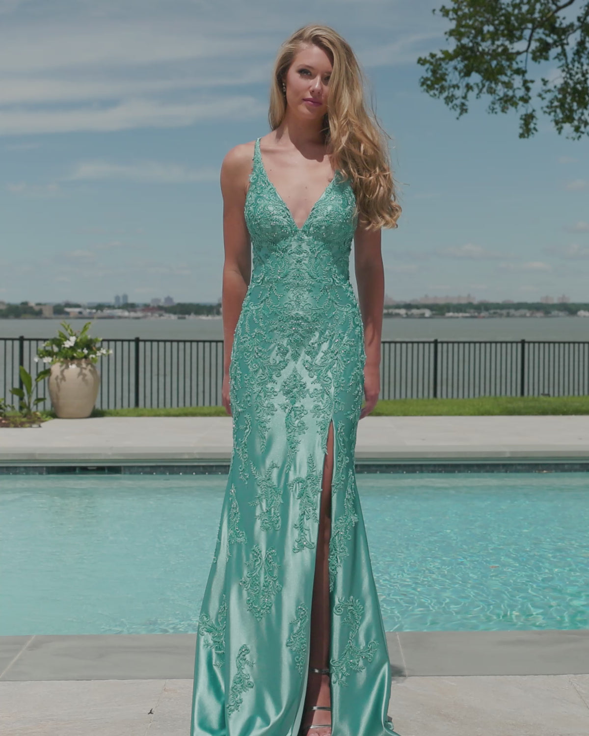 Faviana 11623 designer dress video