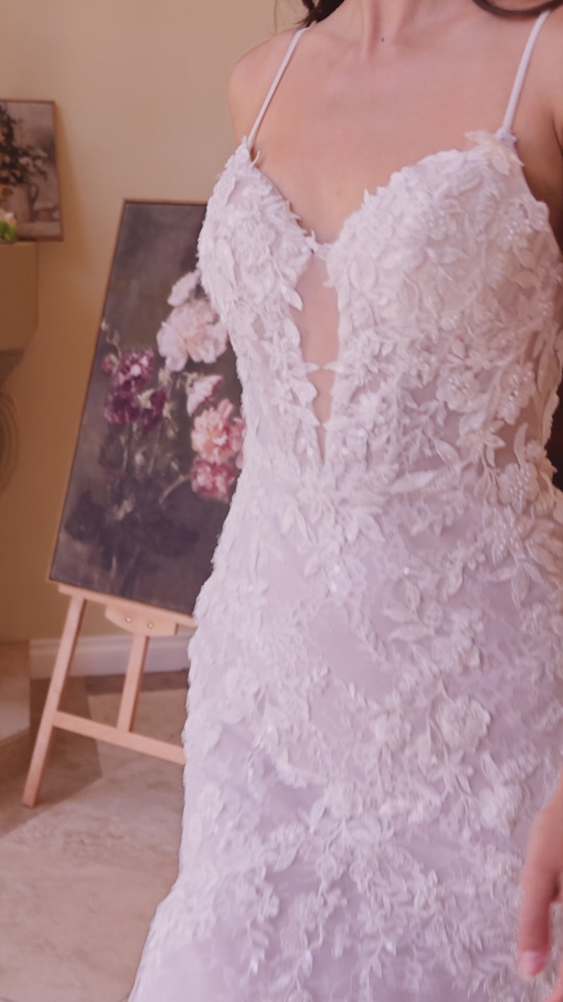 Andrea & Leo Couture WL051