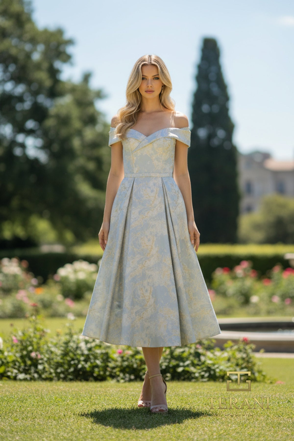 Terani 261C6515_Navy_Gold_F1