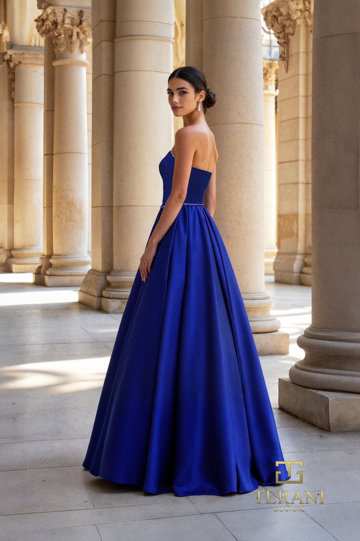 Terani 261P6194_Royal_B1