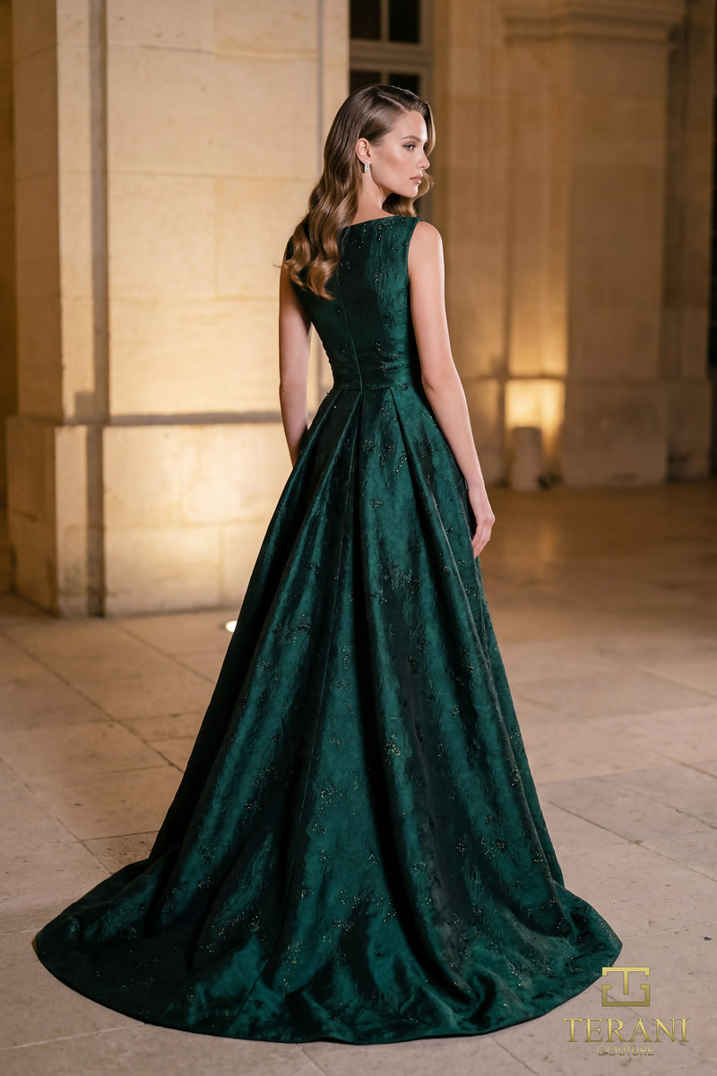 terani-262E7138_BACK